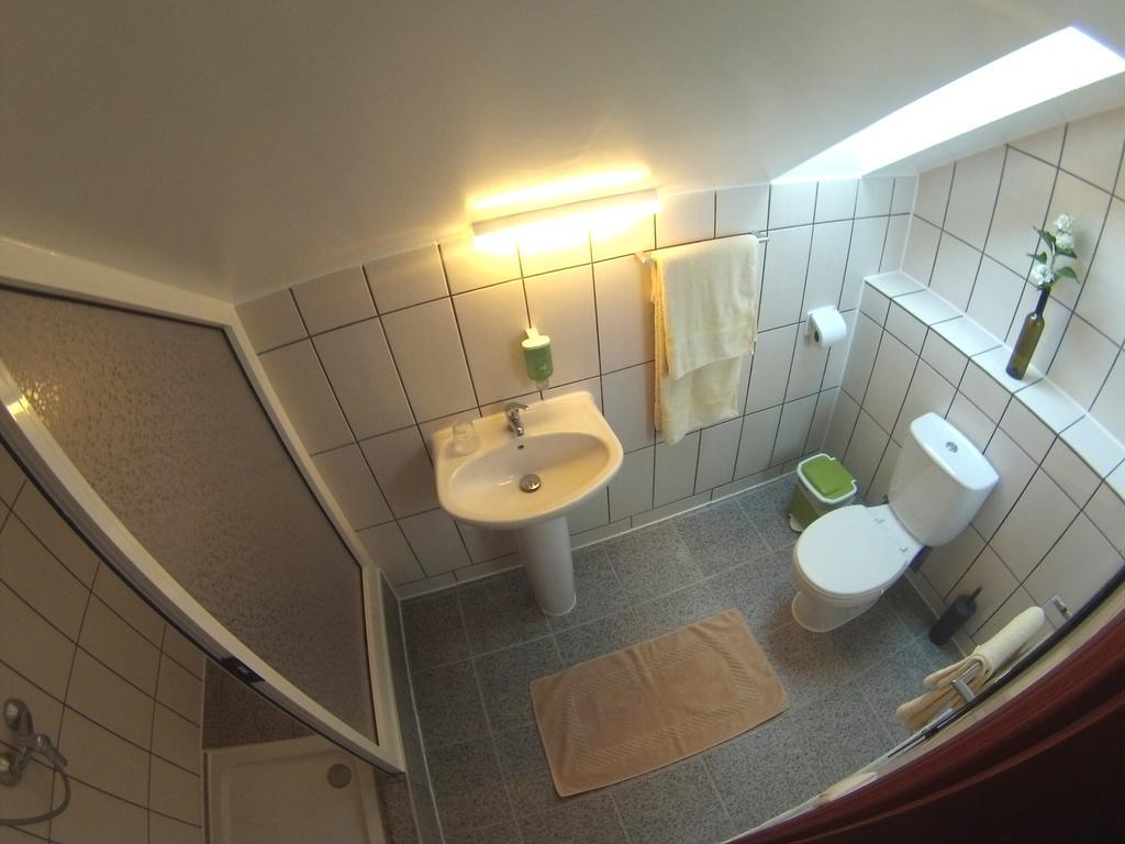 Quarto Twin com Casa de Banho Privativa