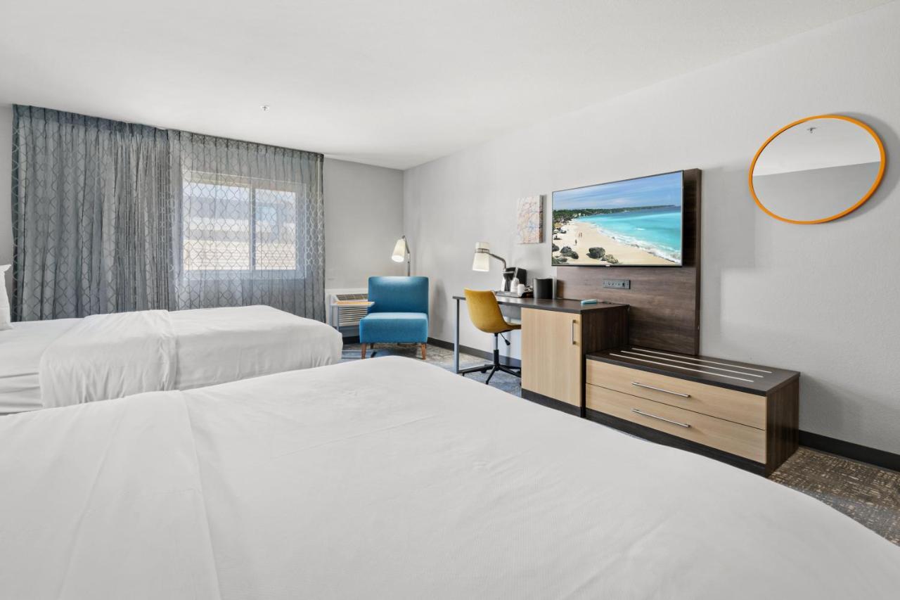 Queen Room with 2 Queen Beds