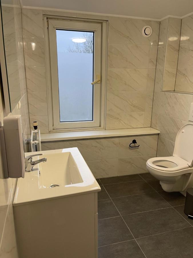 Tweepersoonskamer met een Eigen Externe Badkamer