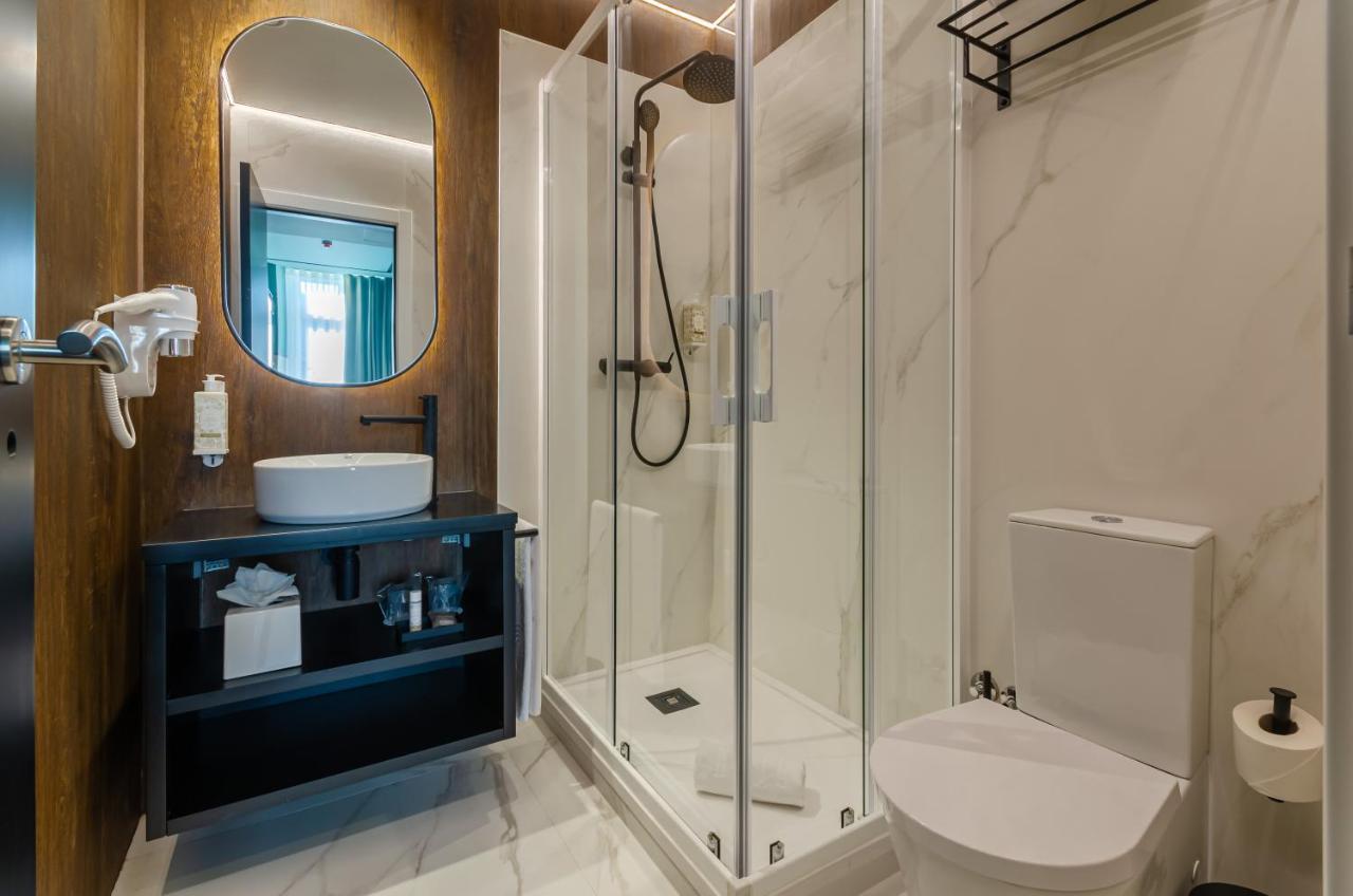 Quarto Superior com Cama de Casal ou 2 de Solteiro