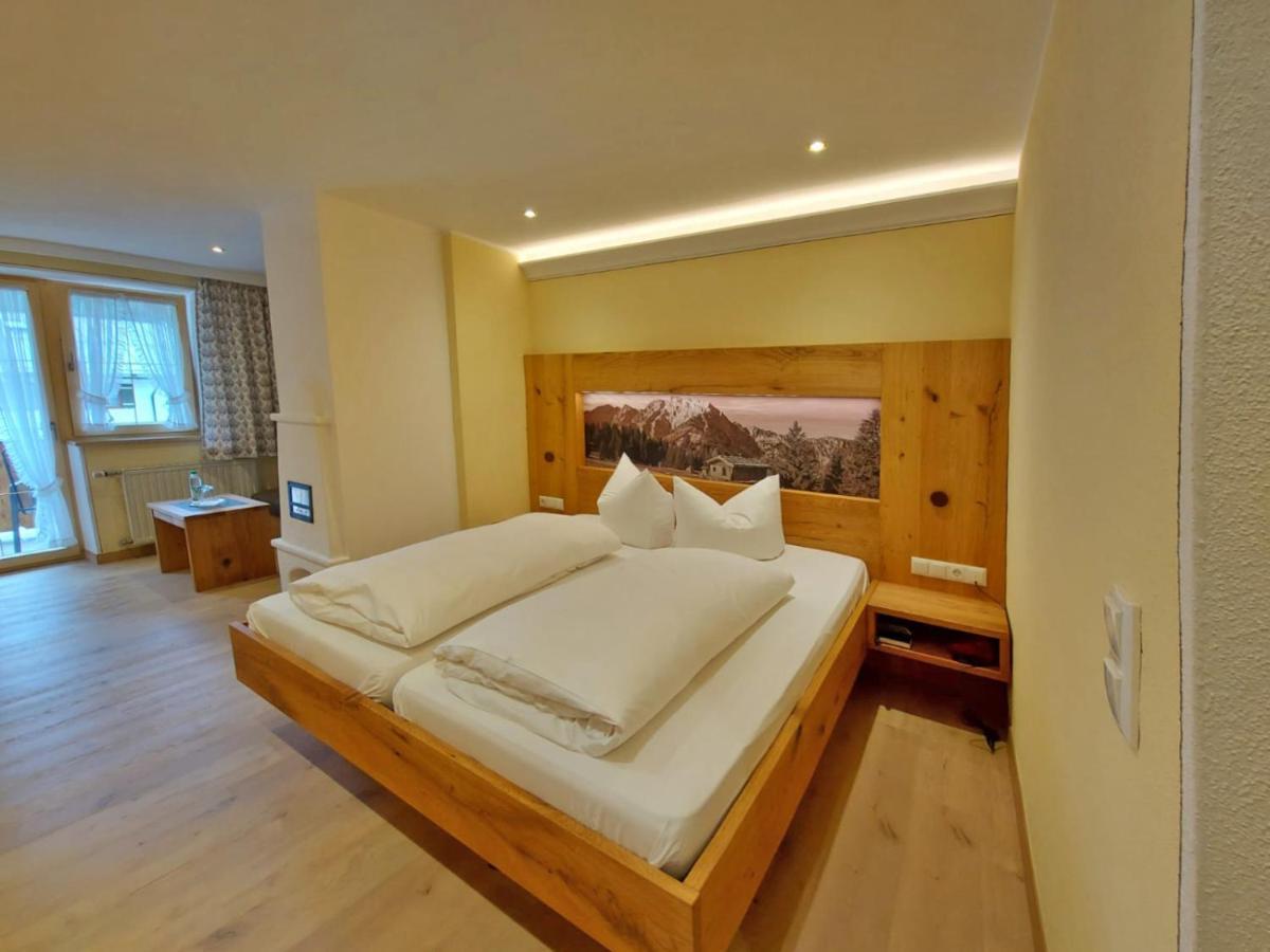 Comfort Double Room with Balcony Jenner,1297069165:JPEG