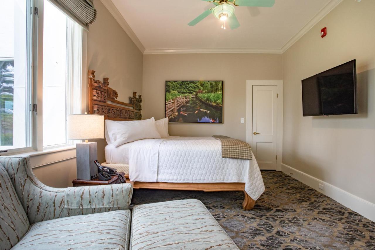 Two-Bedroom Suite,1297407034:JPEG