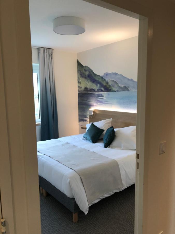 One-Bedroom Apartment Terrace,1299083407:JPEG