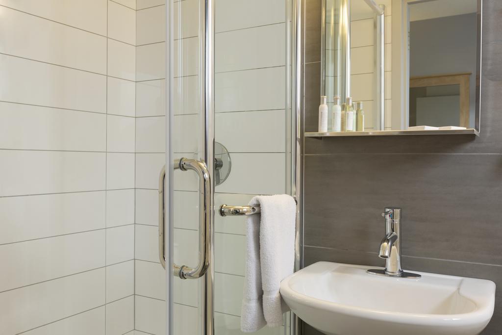 Habitación Triple con 3 camas individuales - No fumadores