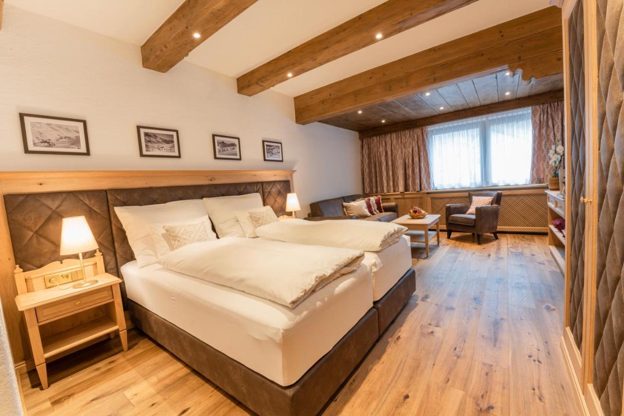 Double Room,1303590319:JPEG