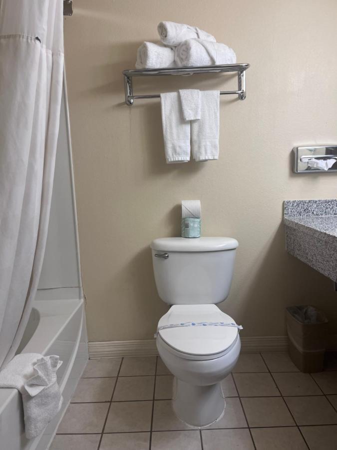 Double Room with Two Double Beds - Non-Smoking
