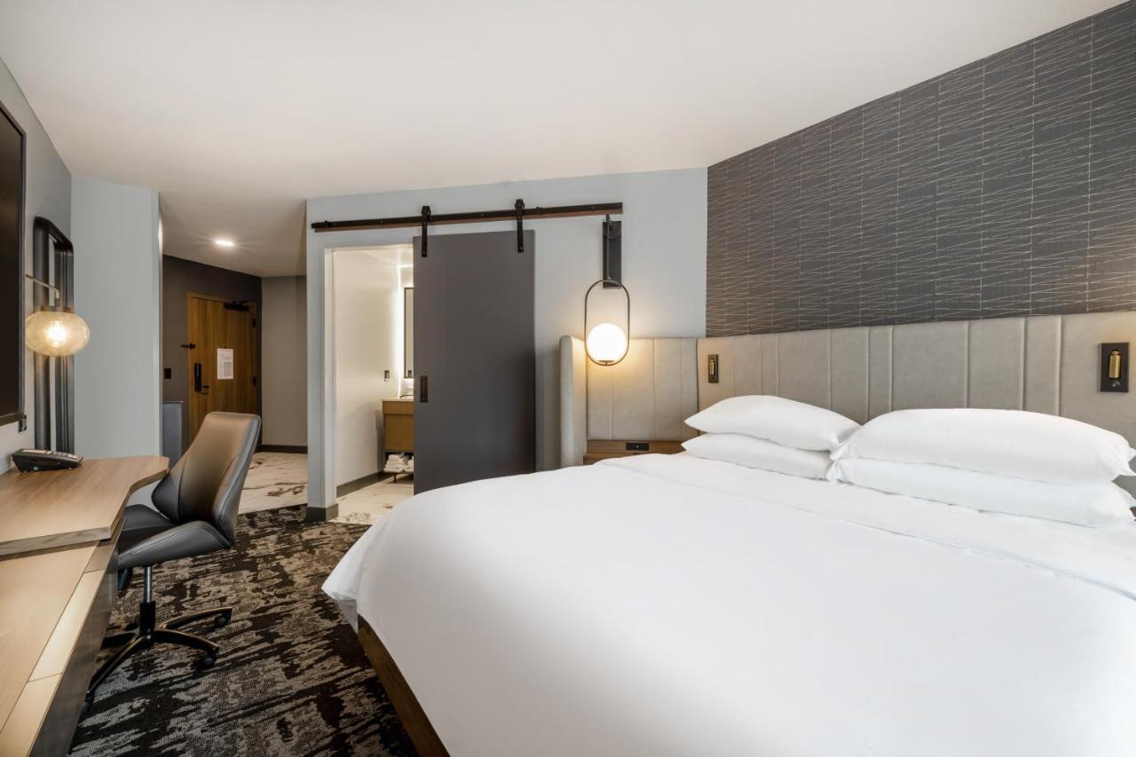 Standard Room,1305523279:JPEG