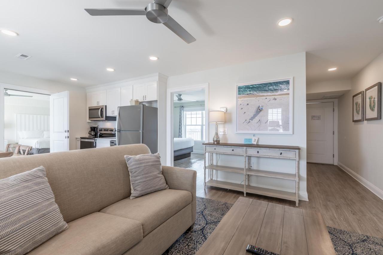 Three-Bedroom Apartment with Ocean View