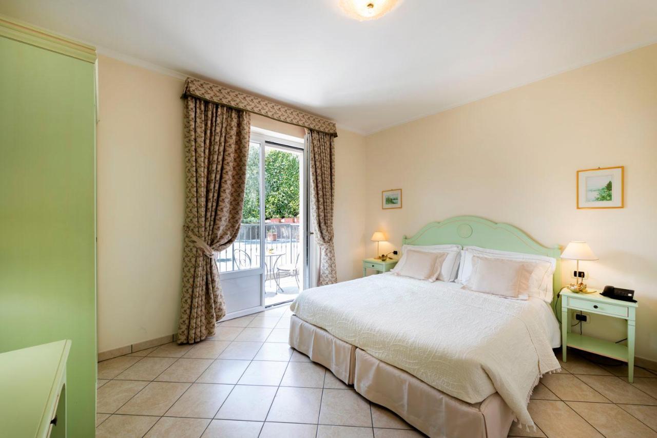 Chambre Double avec Terrasse - Vue sur Jardin