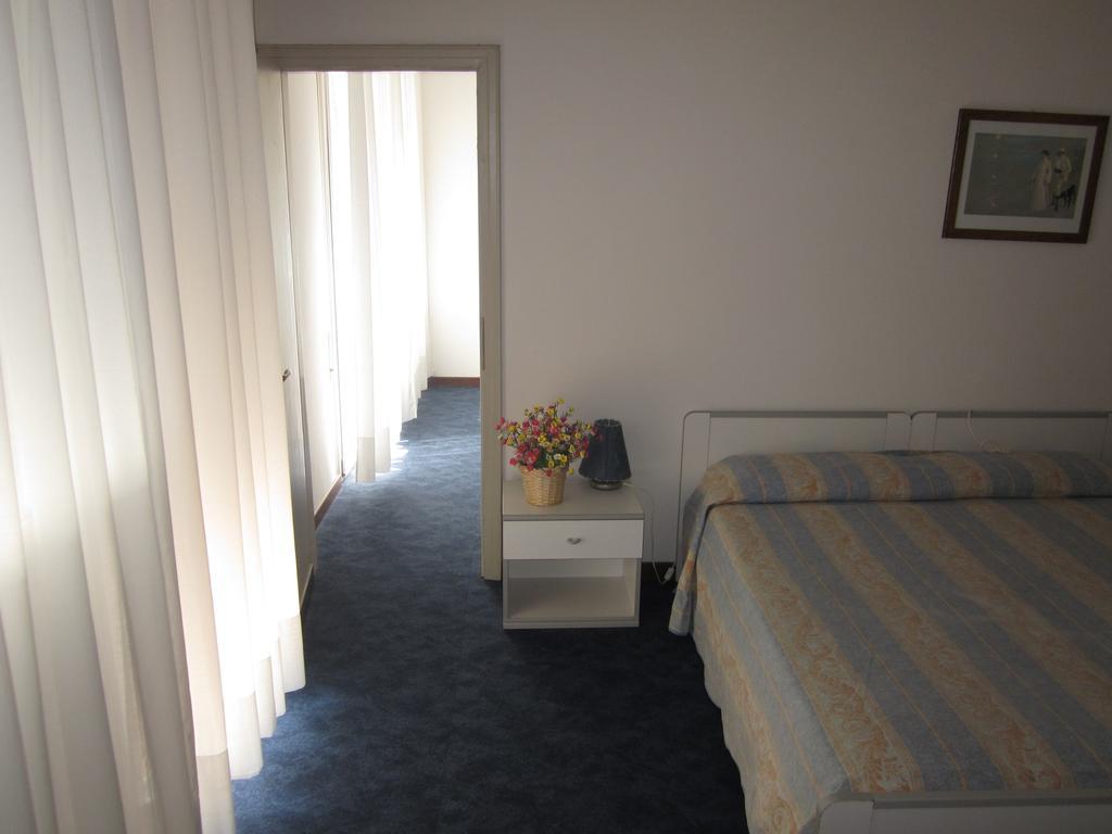 Familiekamer (2 Volwassenen + 2 Kinderen)