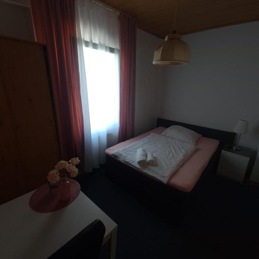 Einzelzimmer mit Bad