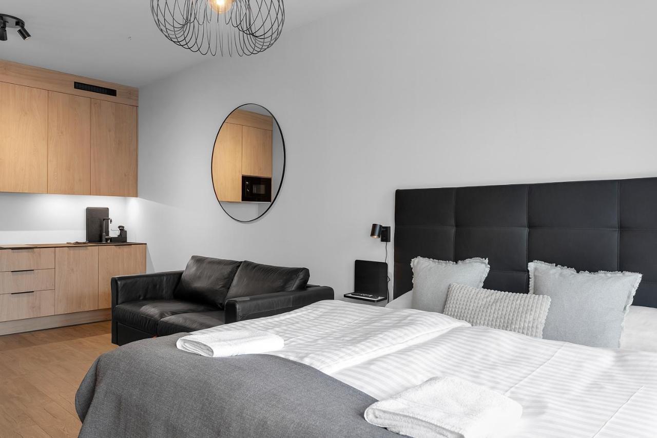 Studio met Kingsize Bed en Slaapbank