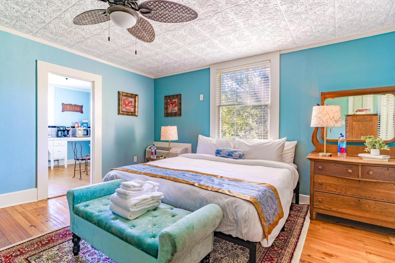 King Suite with Balcony