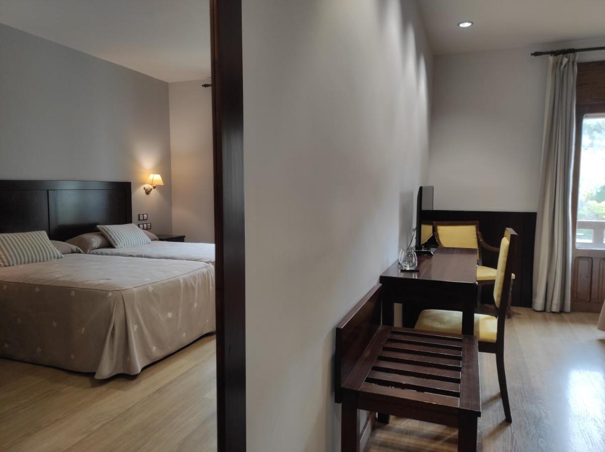 Habitación Doble Superior con balcón - 1 o 2 camas