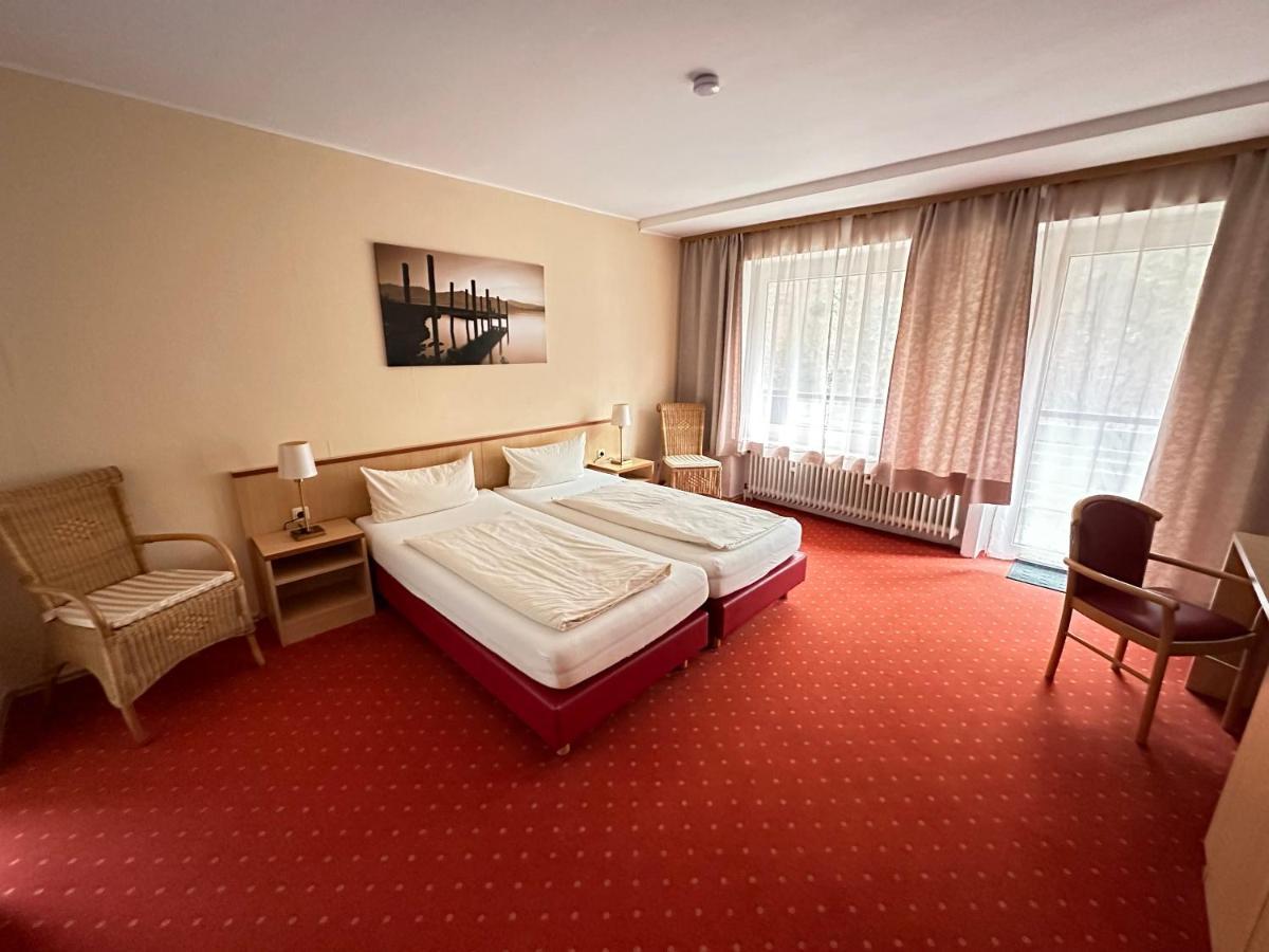 Economy Double or Twin Room,1326165685:JPEG