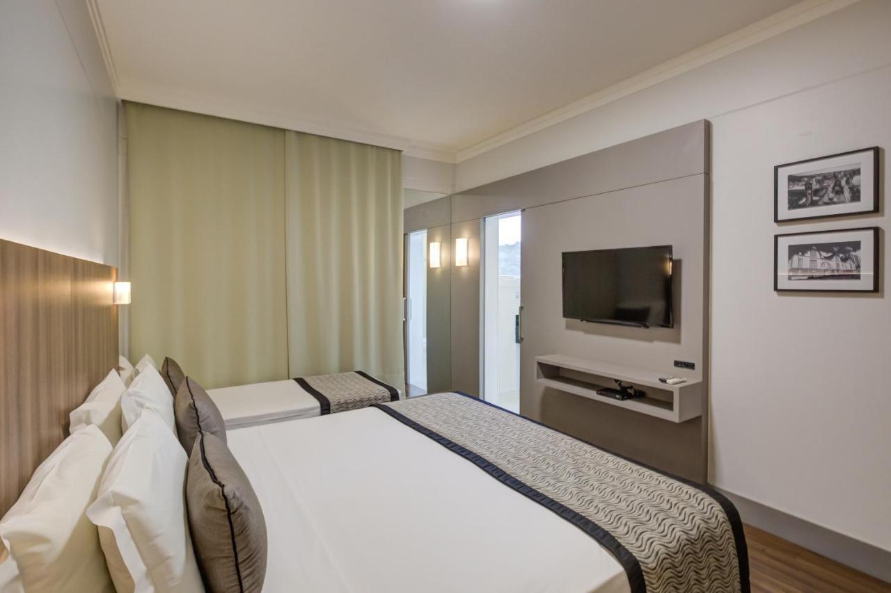 Acomodação Superior com Cama de Casal e 1 de Solteiro