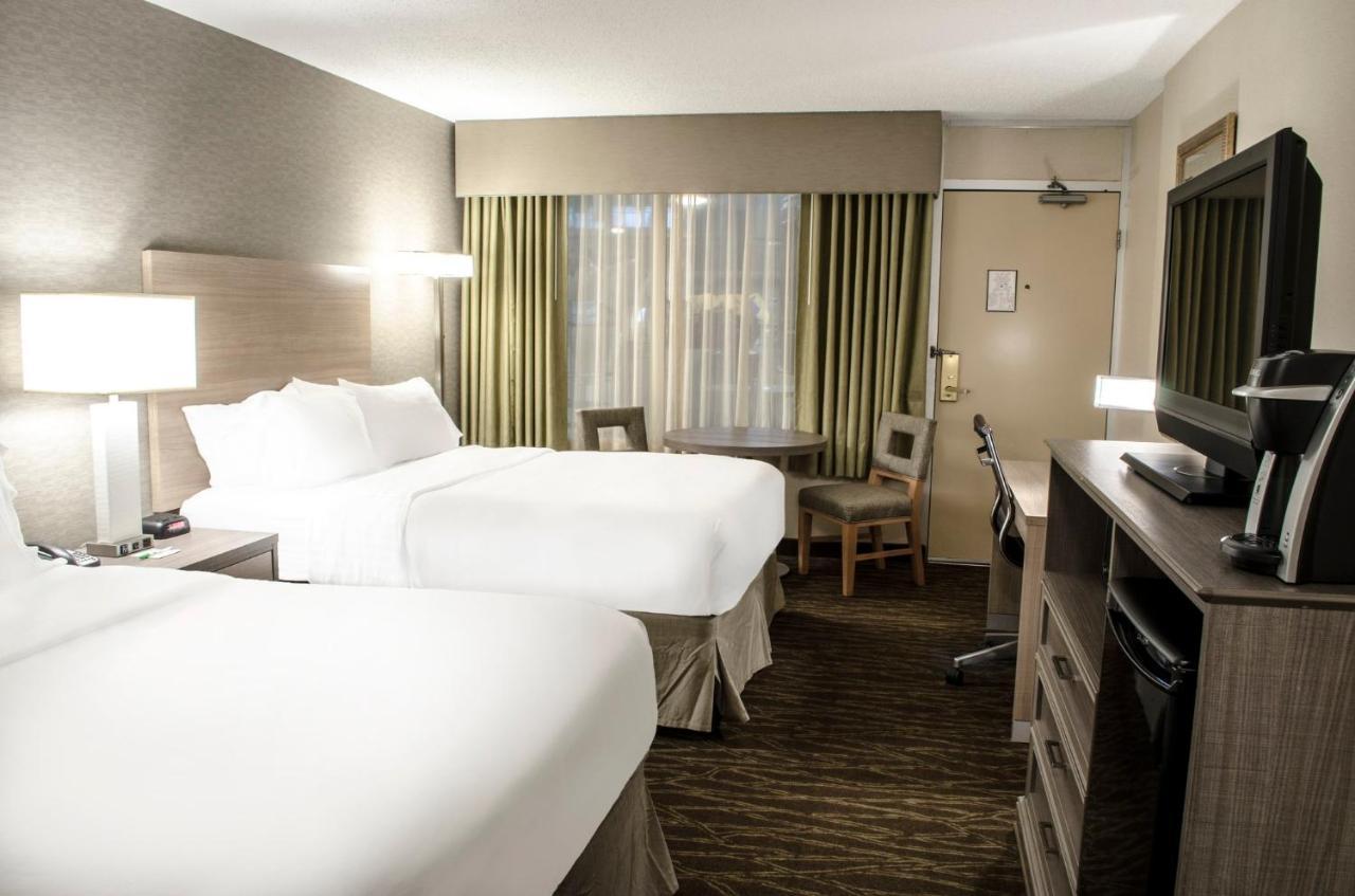 Queen Room Two Queen Beds Pool Access Mobility or Communications Accessible