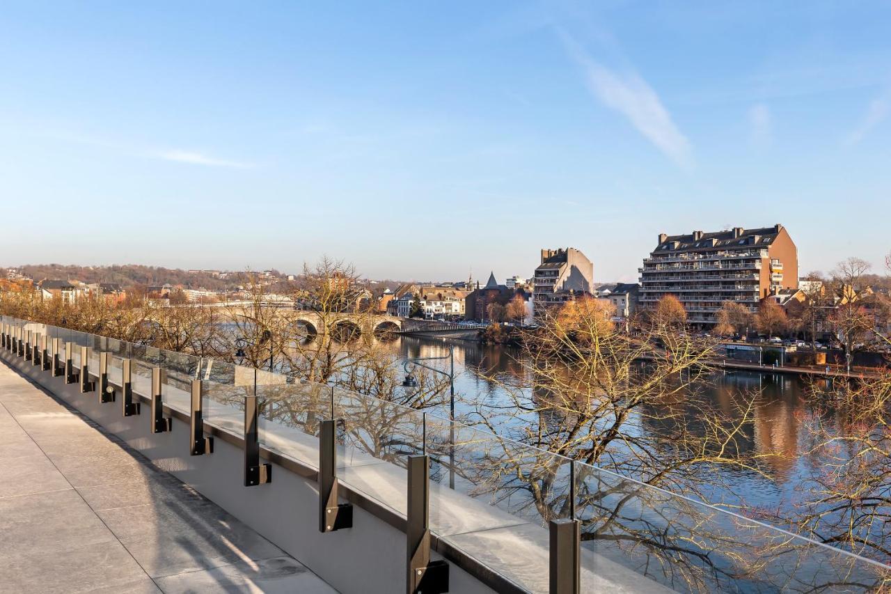 Chambre Lit King-Size Privilège - Accès à la Terrasse - Vue sur Fleuve