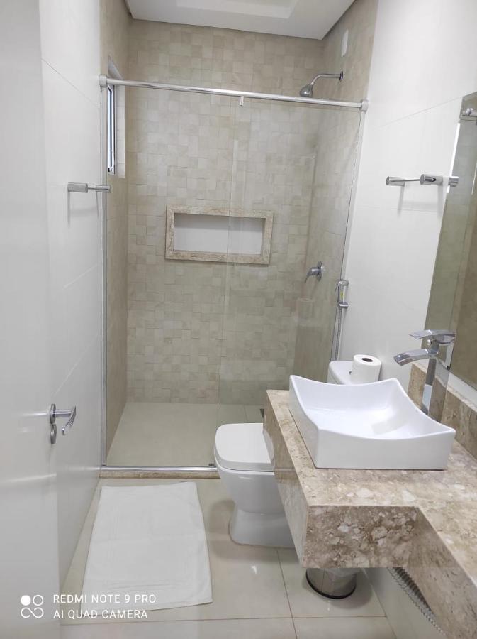 Quarto com Cama King-size e Varanda