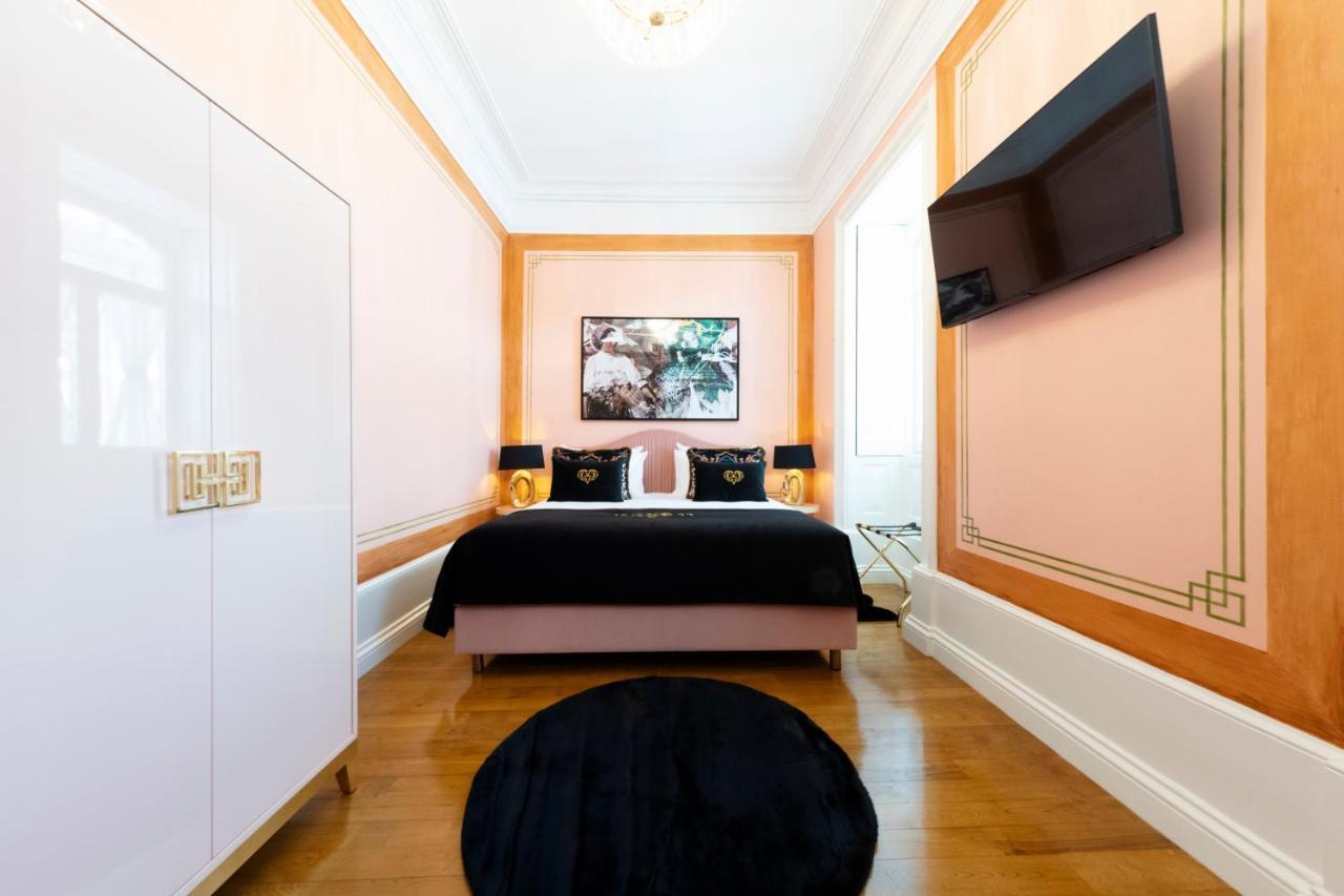 Deluxe Room,1339059683:JPEG