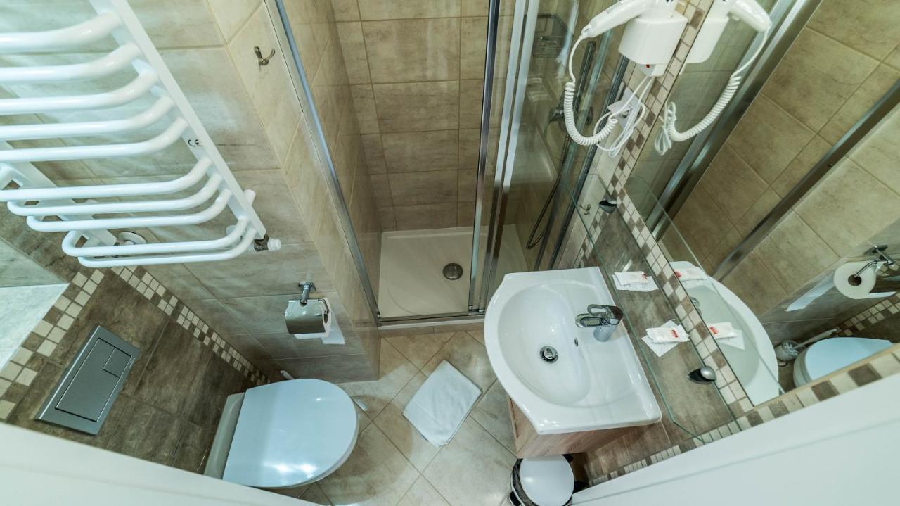 Doppelzimmer mit eigenem Bad