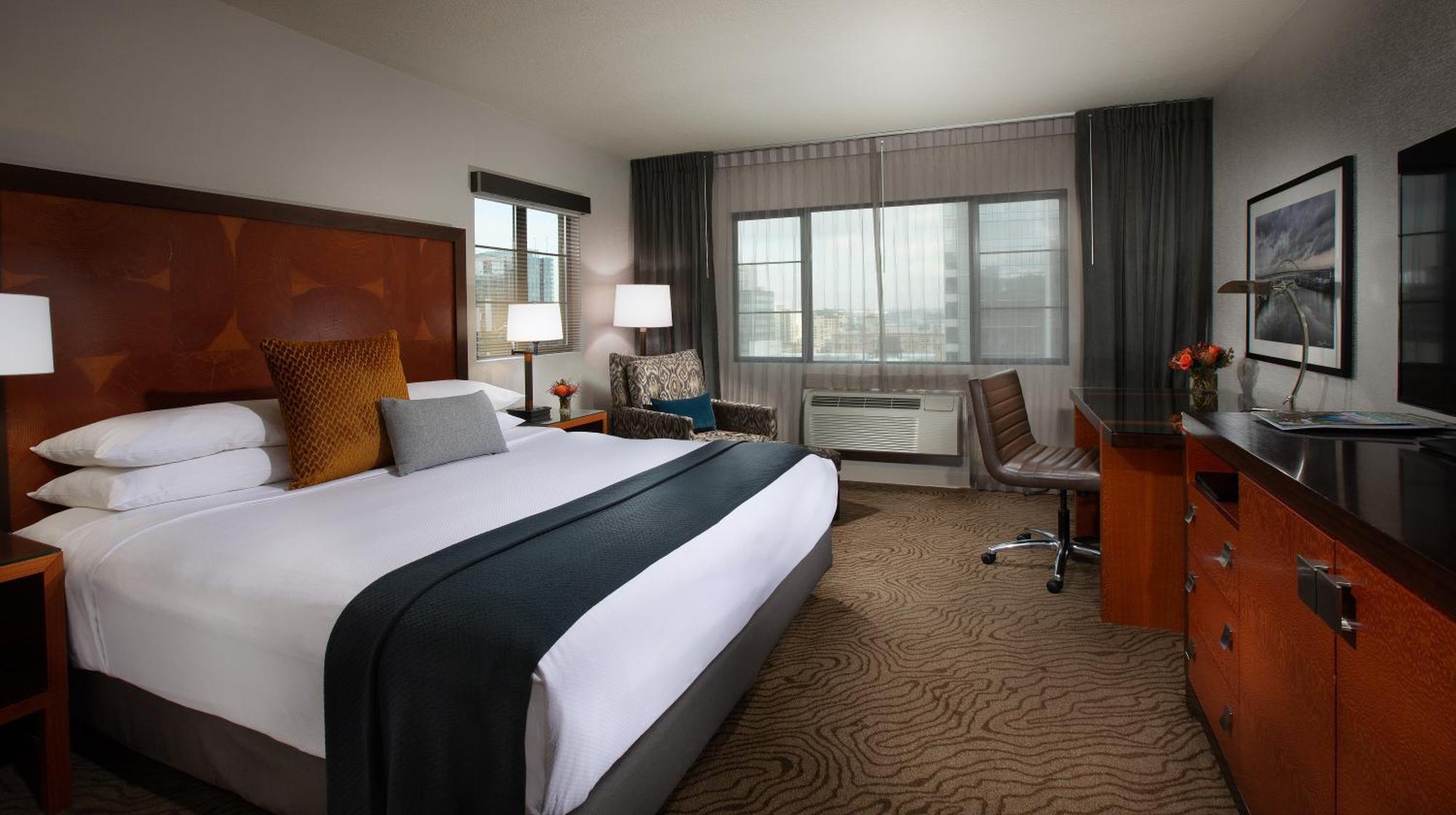 Executive King Room,1342267385:JPEG