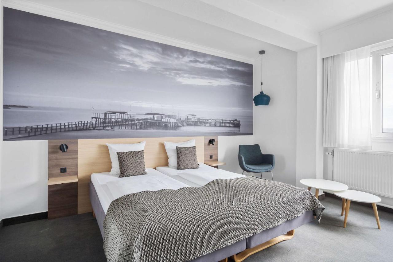 Standard Twin Room,1275305755:JPEG