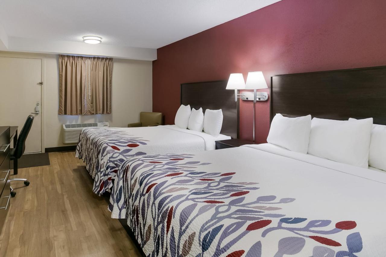 Deluxe Room with Two Queen Beds Smoke Free