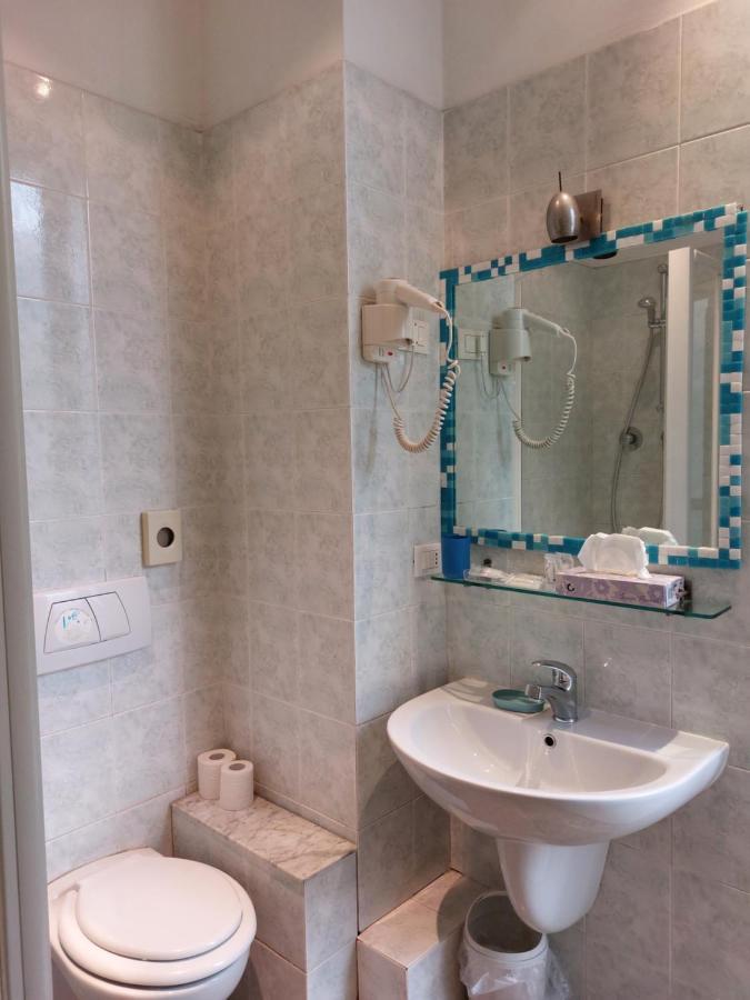 Camera Tripla con Bagno