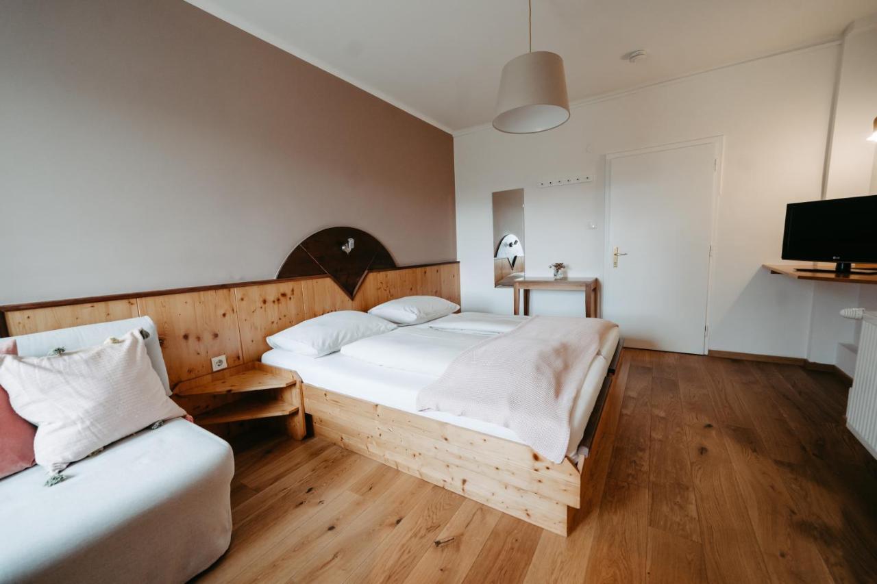 Double Room,765263218:JPEG
