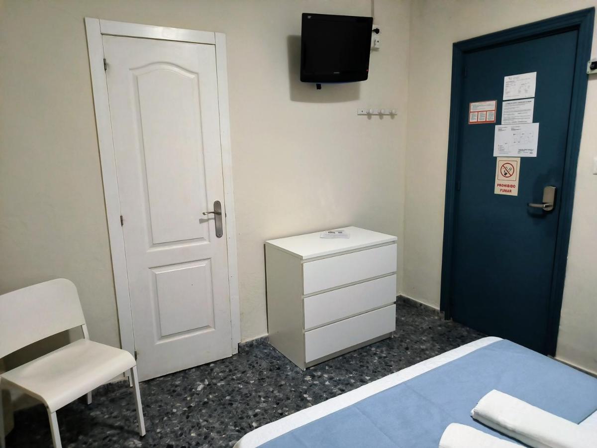 Budget Double Room,1355994062:JPEG