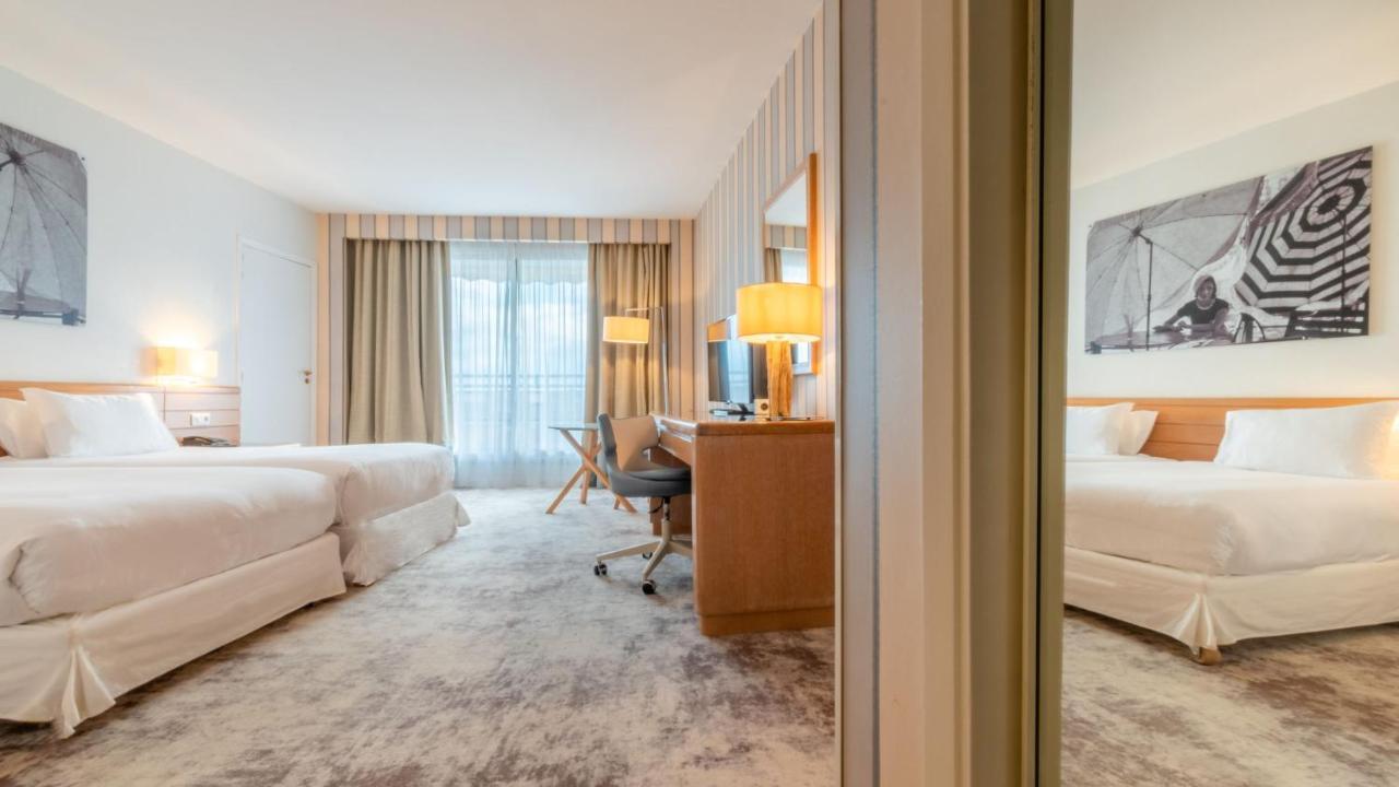Chambre Lits Jumeaux Standard avec Balcon - Vue sur Ville