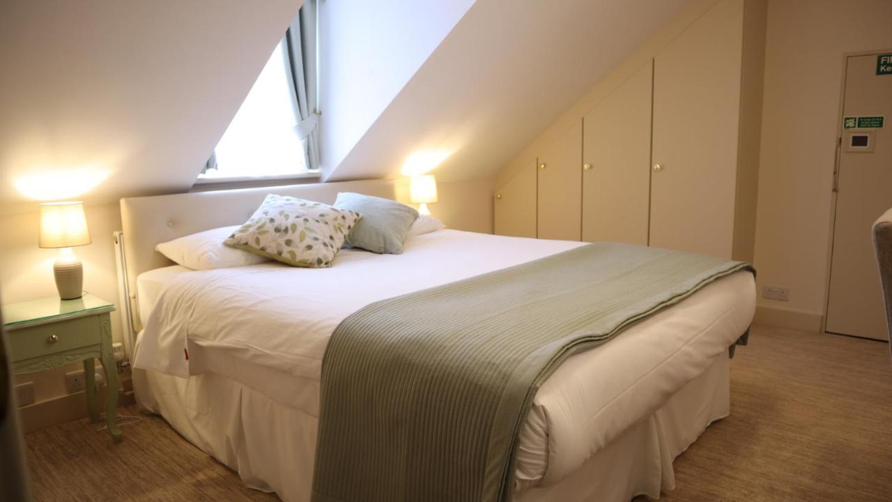 Attic Double Room,1364095724:JPEG