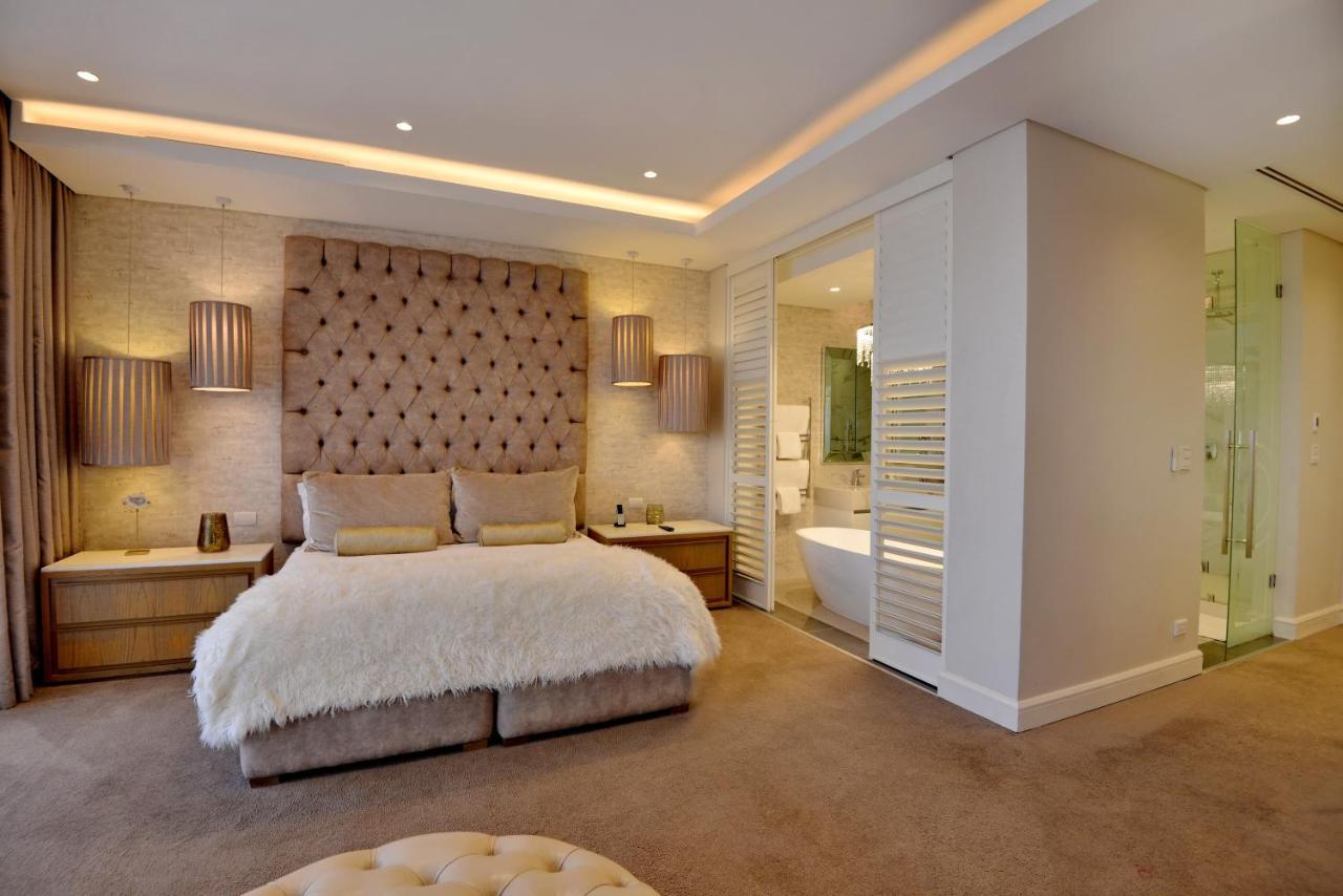 Rockstar Penthouse met 4 Slaapkamers en Privézwembad, Fitnessruimte en Bubbelbad