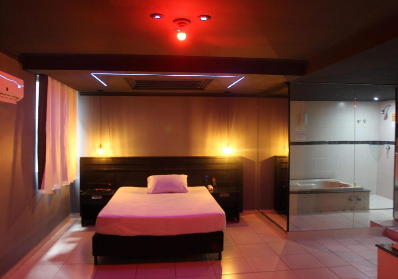 Quarto Duplo