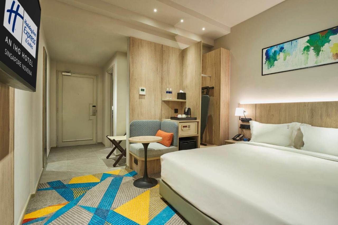 Chambre Lit Queen-Size Standard - Petit-Déjeuner Gratuit