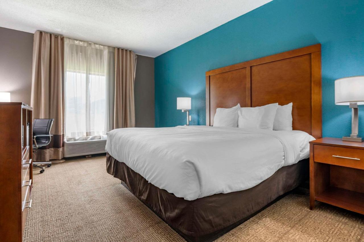 King Room - Accessible/Non-Smoking