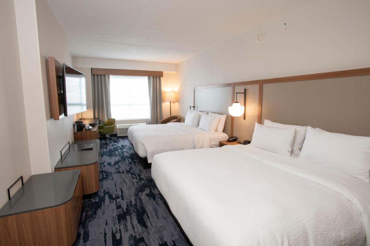 Room with Two King Beds and River View - Hearing Accessible