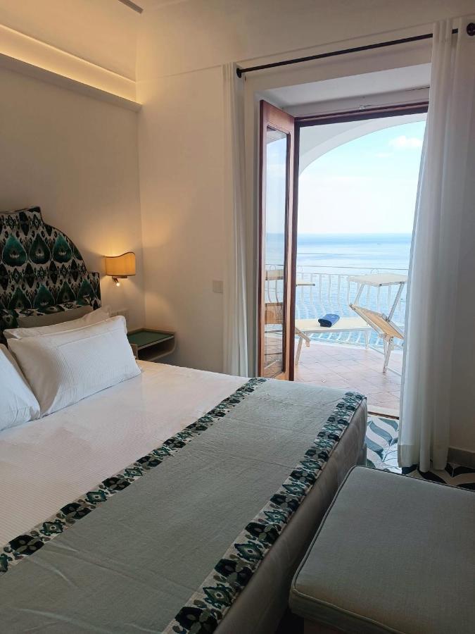King Room with Spa Bath with Balcony and Sea View