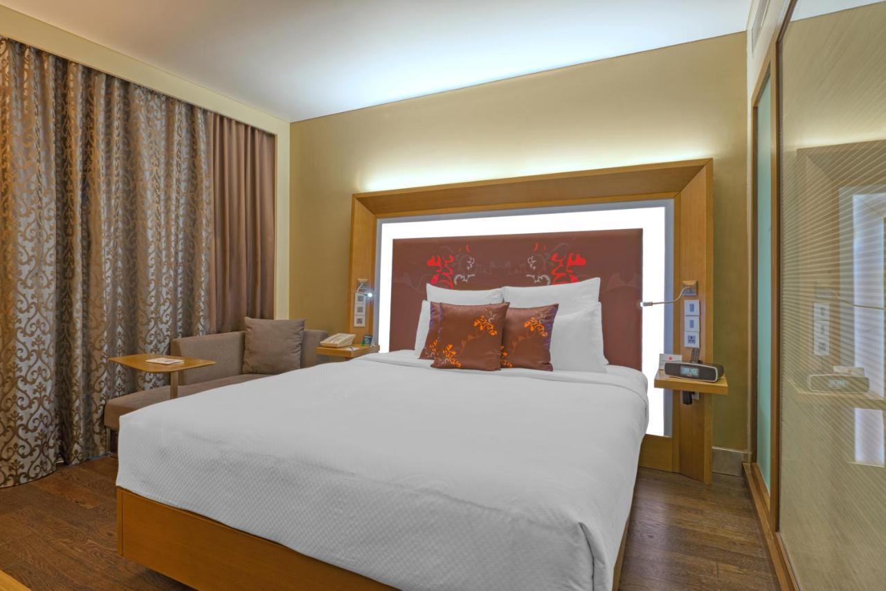 Executive King Suite,1374881822:JPEG