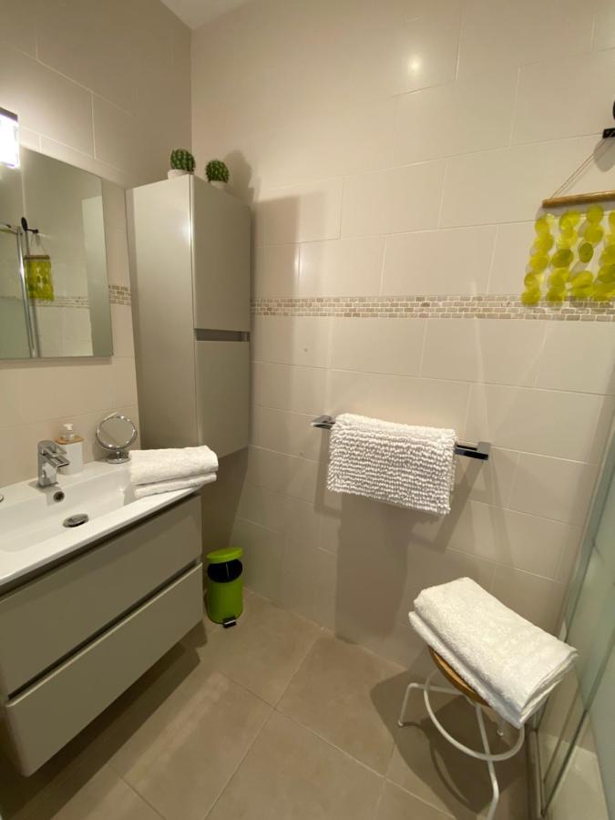 Chambre Double - Vue sur Piscine