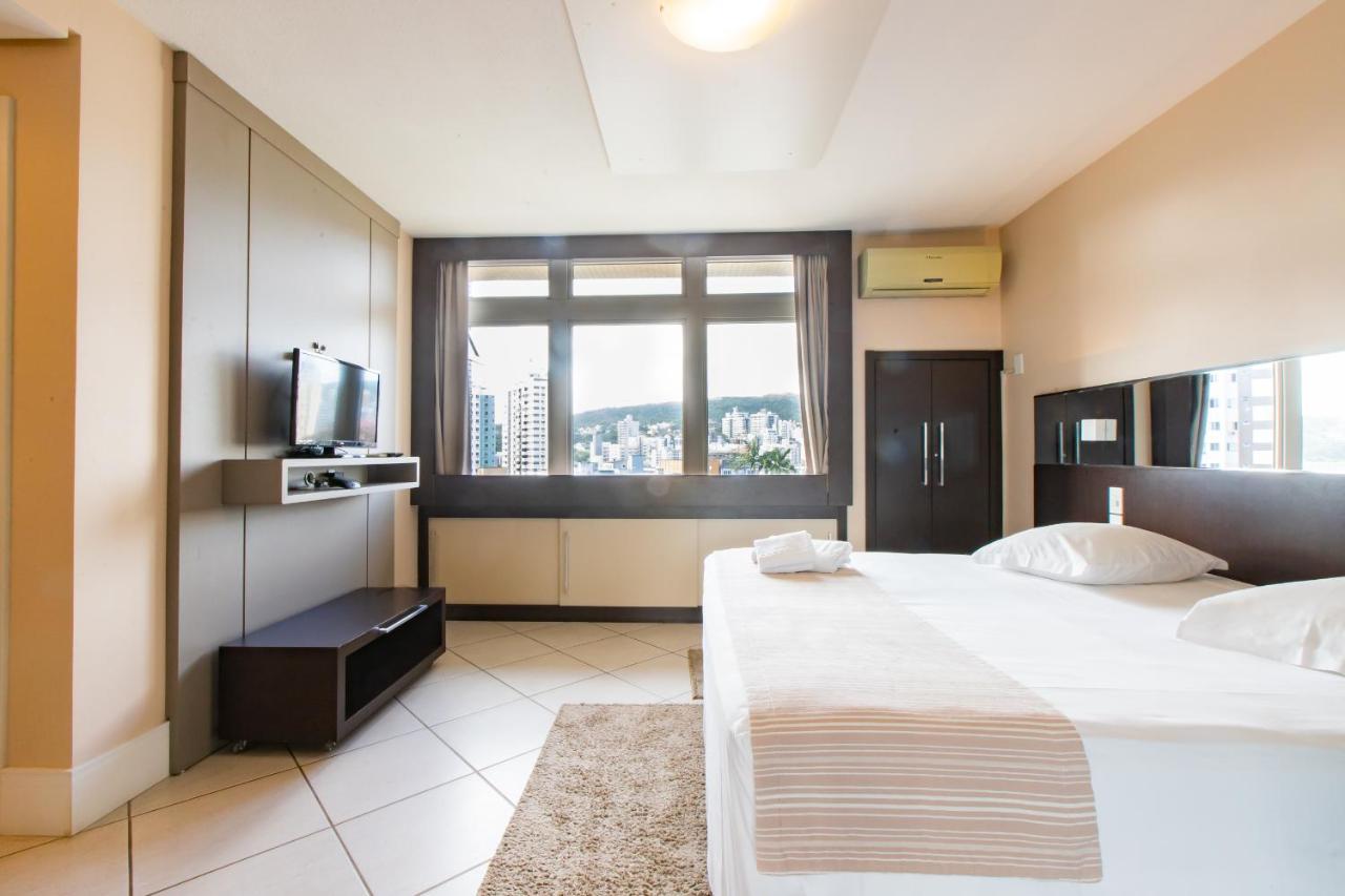 Quarto Deluxe com Cama de Casal ou 2 de Solteiro