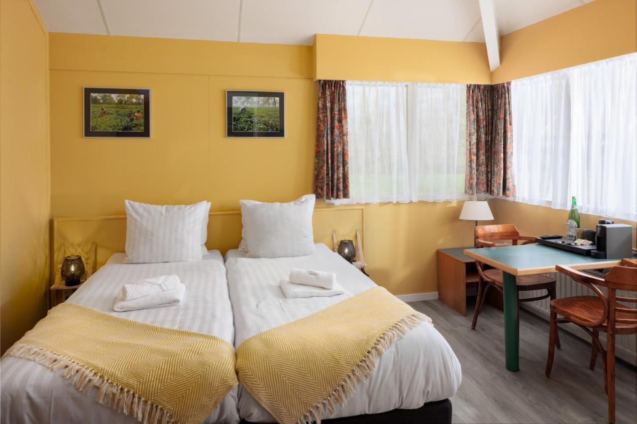 Standard Double Room,1381154405:JPEG