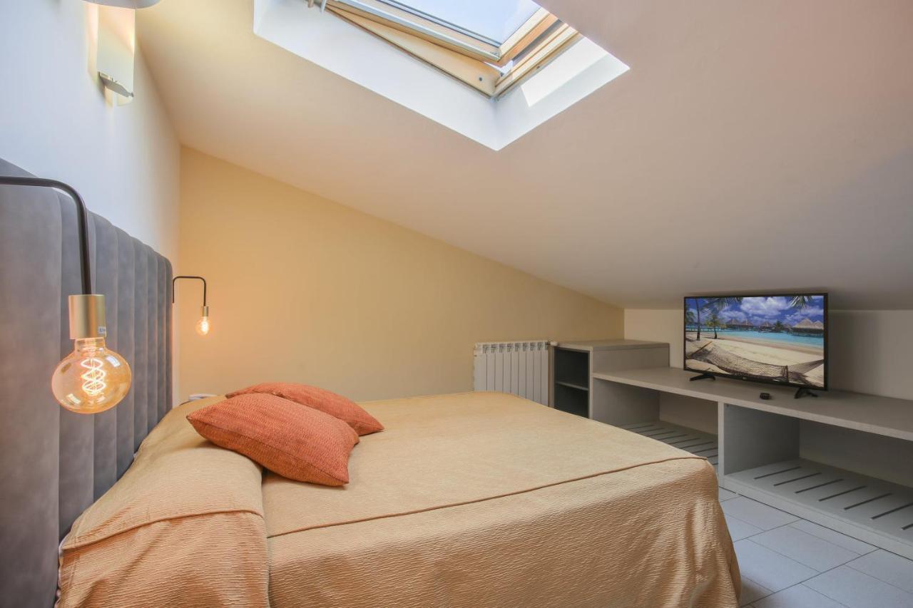 Economy Double or Twin Room - Attic,1381305356:JPEG