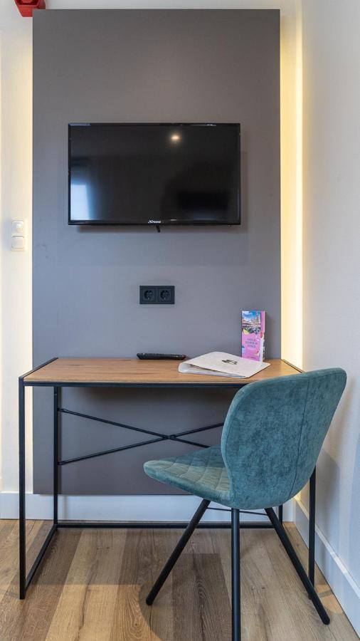 Tweepersoonskamer met Gedeelde Badkamer