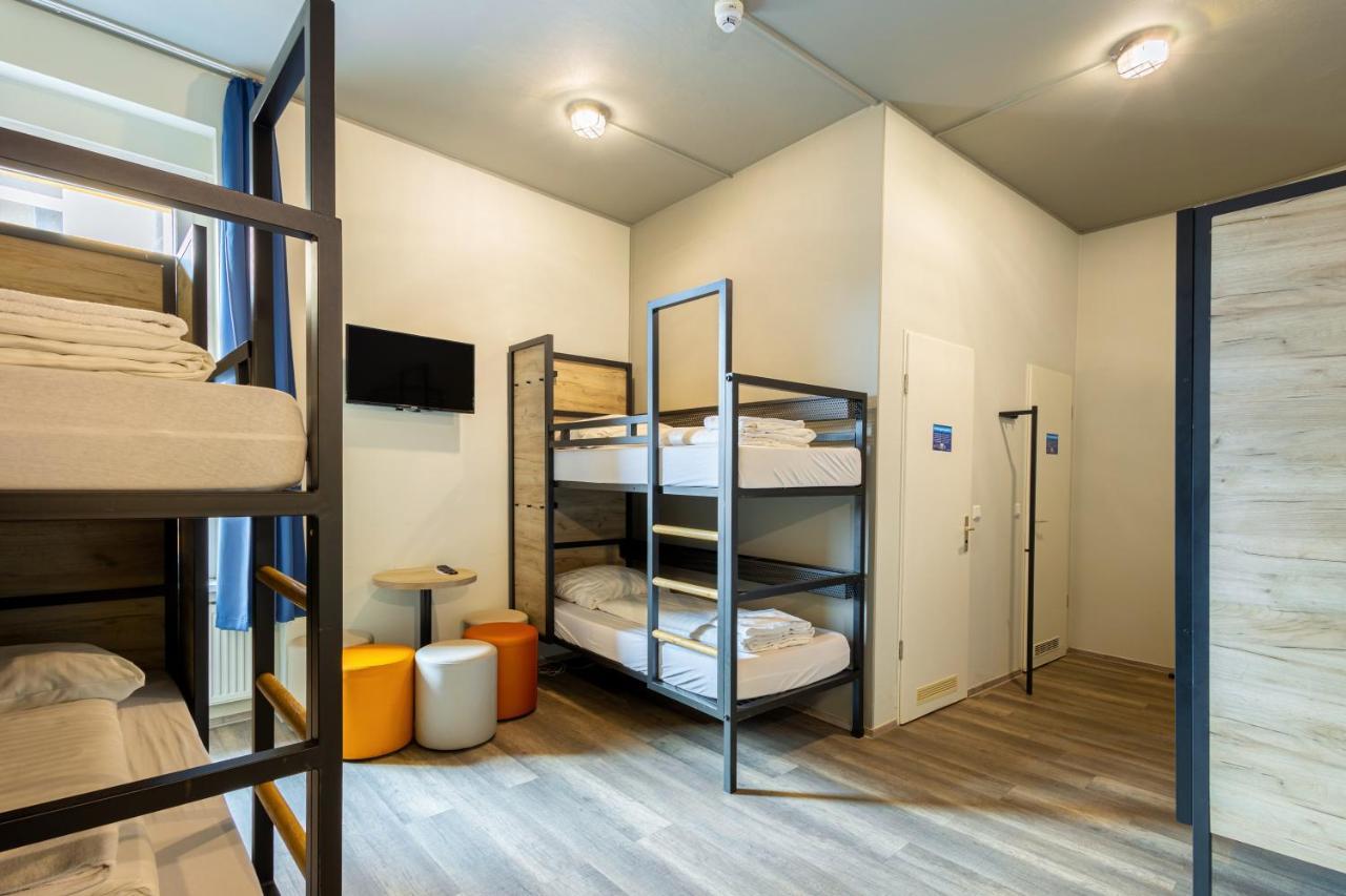 Bett in Schlafsaal mit 6 Betten