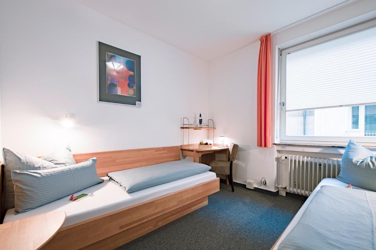 Chambre Familiale avec Salle de Bains