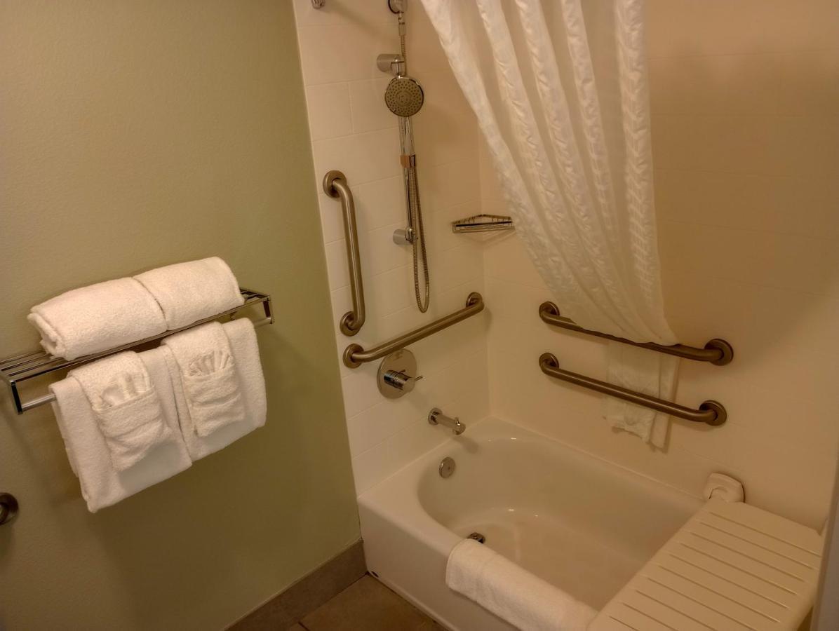 King Room - Disability Access,1275879067:JPEG
