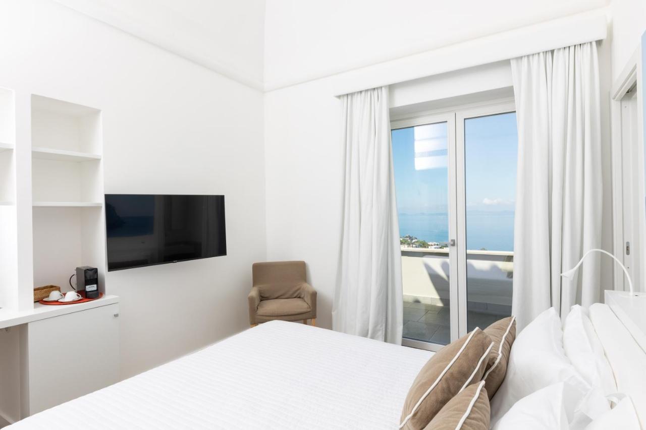 Deluxe Doppelzimmer mit Balkon und Meerblick