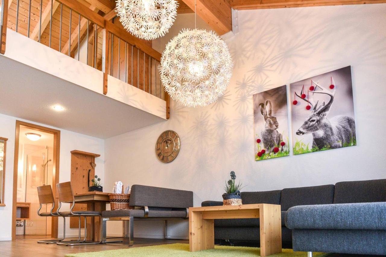 Family Room with Balcony,1392489062:JPEG
